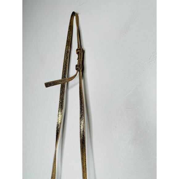 THEMOIRé Gold Leather Magnetic Button Closure Crossbody Clutch Purse Handbag - Picture 11 of 14